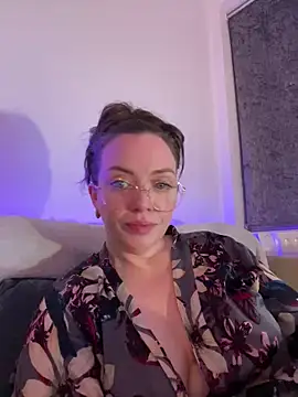 FemDom_RubyKnightXXO's Webcam Show