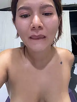 Hot_Rose83's Webcam Show