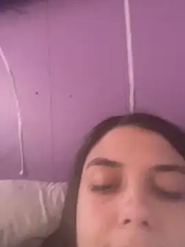 itzcheyduh's Webcam Show