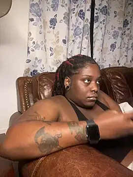 fantasygyal's Live Sex Cam Show