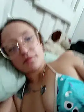 perla_purpura's Live Sex Cam Show