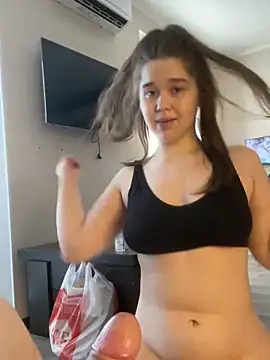 HornyGirlH's Live Sex Cam Show