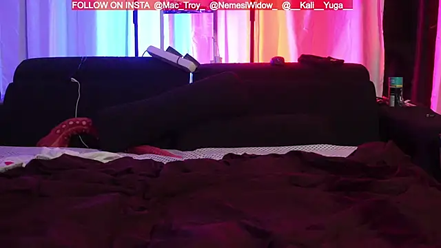 MacTroy's Live Sex Cam Show