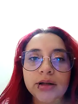 CURVY-HORNY's Live Sex Cam Show