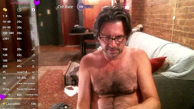 Johnny_Bottoms' Live Sex Cam Show