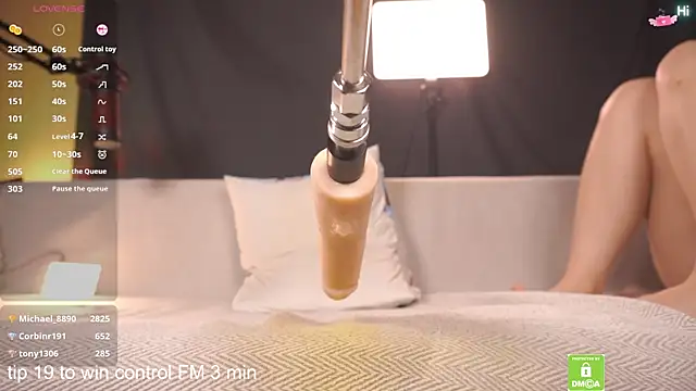 Black_and_Wh1te's Live Sex Cam Show