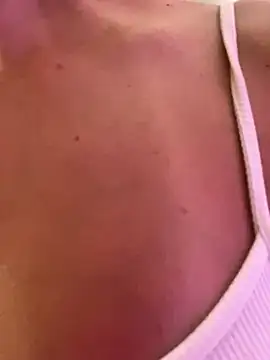 MiiaParker6972's Live Sex Cam Show
