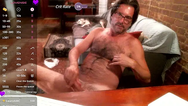 Johnny_Bottoms' Live Sex Cam Show