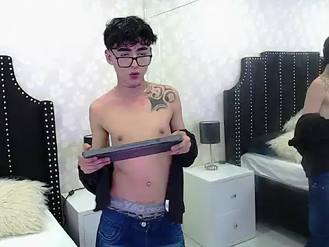 ANTONY_KESSY's Live Sex Cam Show