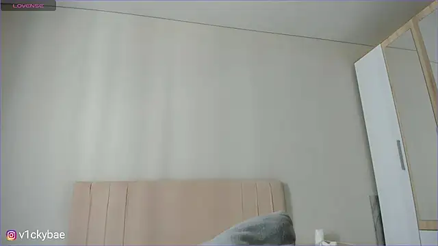 sweety_vikky's Webcam Show