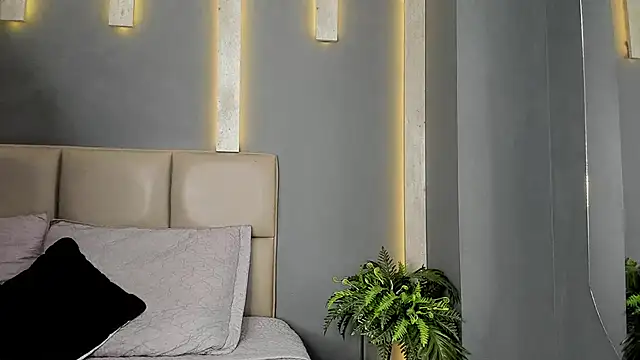 Lissascarlett's Live Sex Cam Show