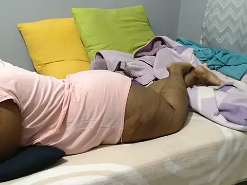 Hips2seyy86's Live Sex Cam Show