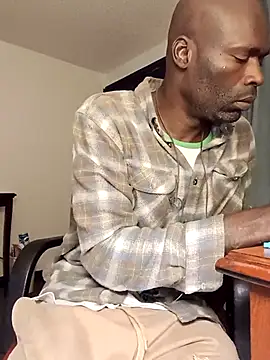 Submit2Daddy's Live Sex Cam Show