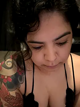 kimmiakiss22's Live Sex Cam Show