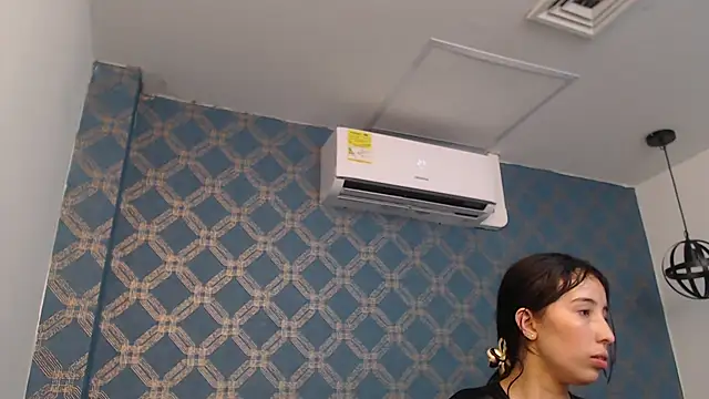 violeta_cute18's Live Sex Cam Show
