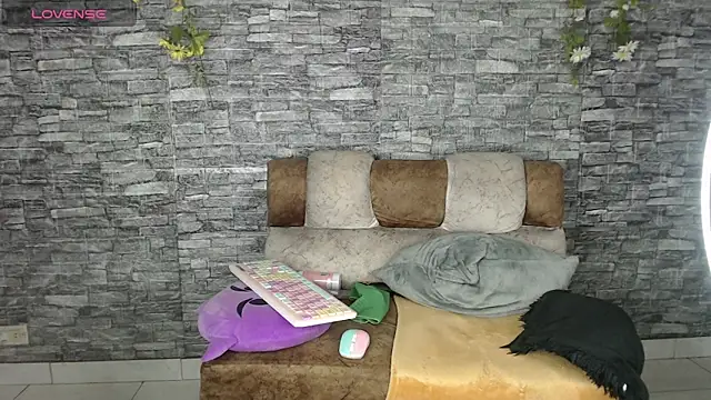 Danna_Paolaa_'s Webcam Show