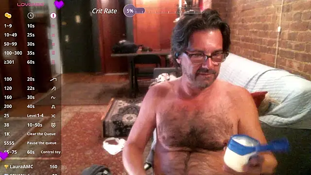 Johnny_Bottoms' Live Sex Cam Show