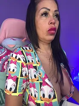 KarolRubi1's Live Sex Cam Show