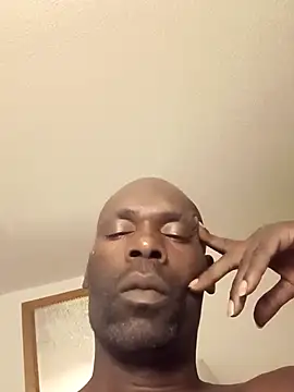 Submit2Daddy's Live Sex Cam Show