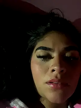 ShantallSoler's Live Sex Cam Show