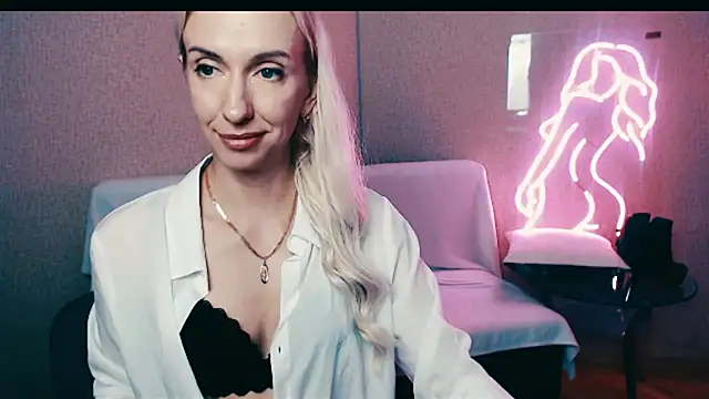 Cute_Smile_Shy's Live Sex Cam Show