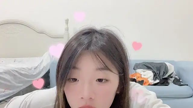 A_18_girls' Webcam Show