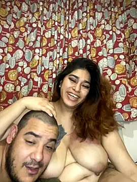 Luna2118's Live Sex Cam Show
