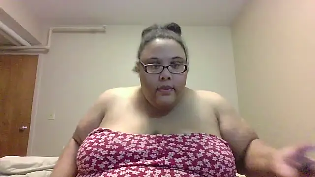 SexyBBW10790's Live Sex Cam Show