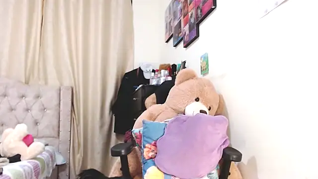 Samary_thomas' Webcam Show