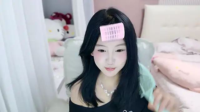 wanzi-1229's Webcam Show