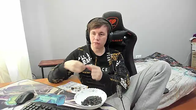 iliaskrislove's Webcam Show