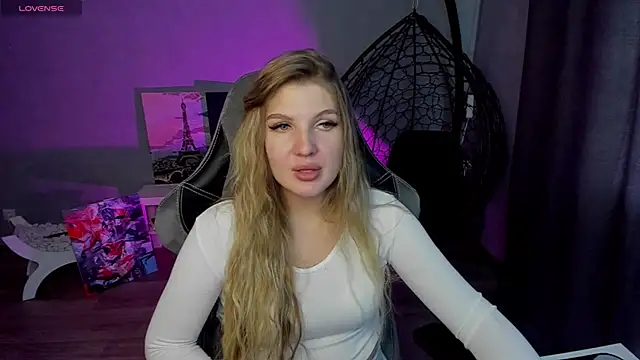 lily_williamss' Webcam Show