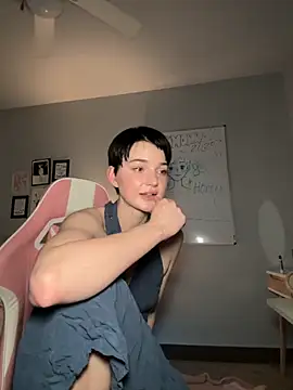 Ella-Blue's Webcam Show