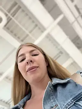 NewLale's Webcam Show