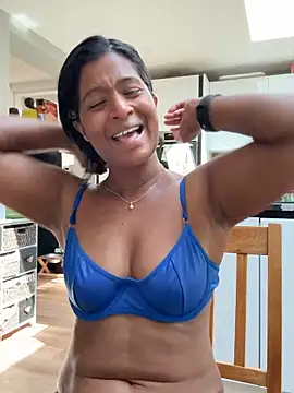 Melarose82's Live Sex Cam Show