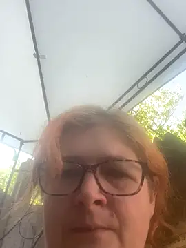 Risque-Rosie's Live Sex Cam Show