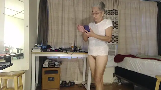 ANALTRAINING2's Live Sex Cam Show
