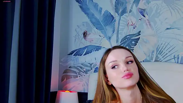 MarilynNova's Webcam Show