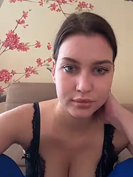 KikiWatson's Live Sex Cam Show