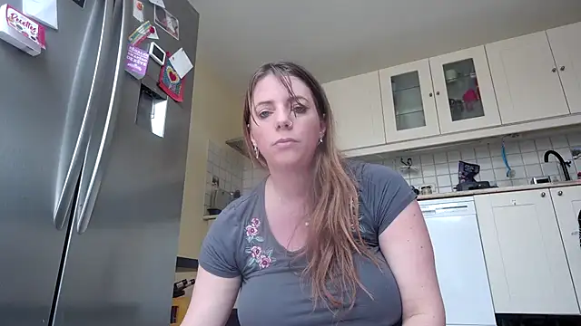 serenafr's Live Sex Cam Show