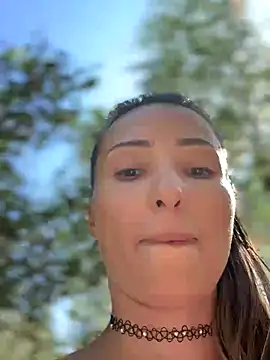 LetsFunKARINA's Live Sex Cam Show