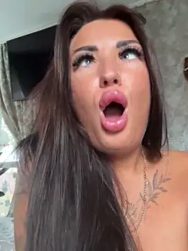 RuslanaXX's Live Sex Cam Show