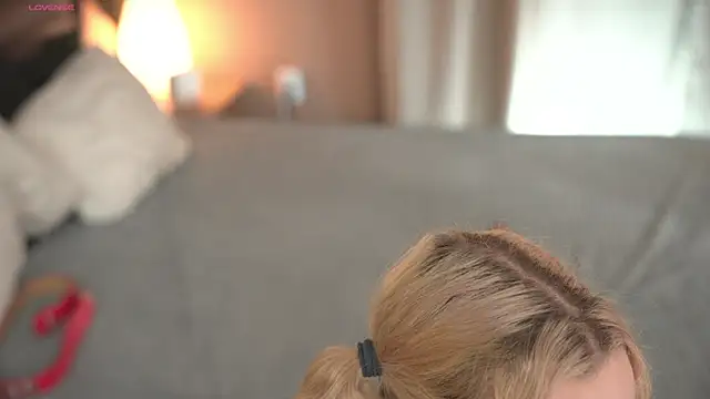 TastyTiffy's Live Sex Cam Show