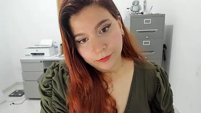 secretarysquirt's Webcam Show