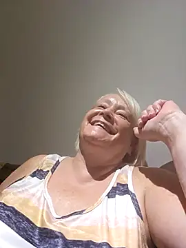 ANNIE_XXXUK's Live Sex Cam Show