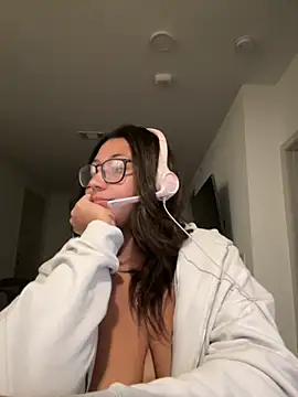 minhaa_gamer's Webcam Show