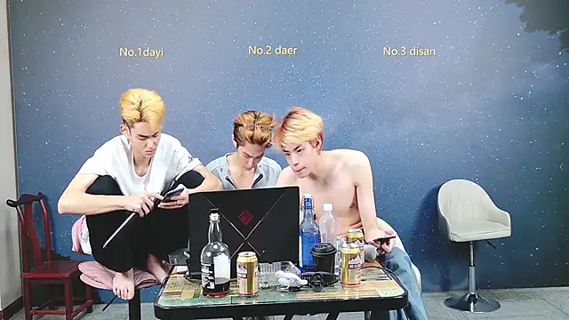 Sexyboy-66's Webcam Show