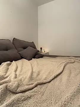 DirtyyoungIna Webcam show