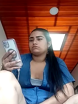 cindy-cooper Adlı Modelin Web Kamerası Şovu