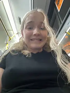 Baby_Tiny's Webcam Show